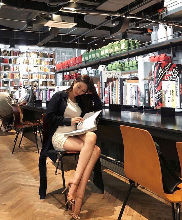 纽约伴游模特预约